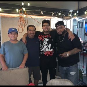 Meet your Posher, Carlos